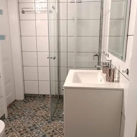 Villa Greenhouse89 *